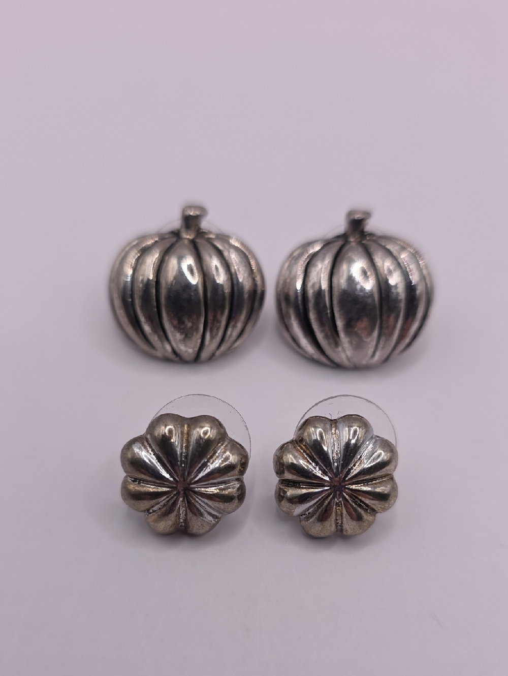 5/$25 Vintage Oxidized Silver-Tone Pumpkin & Floral Stud Earring Set